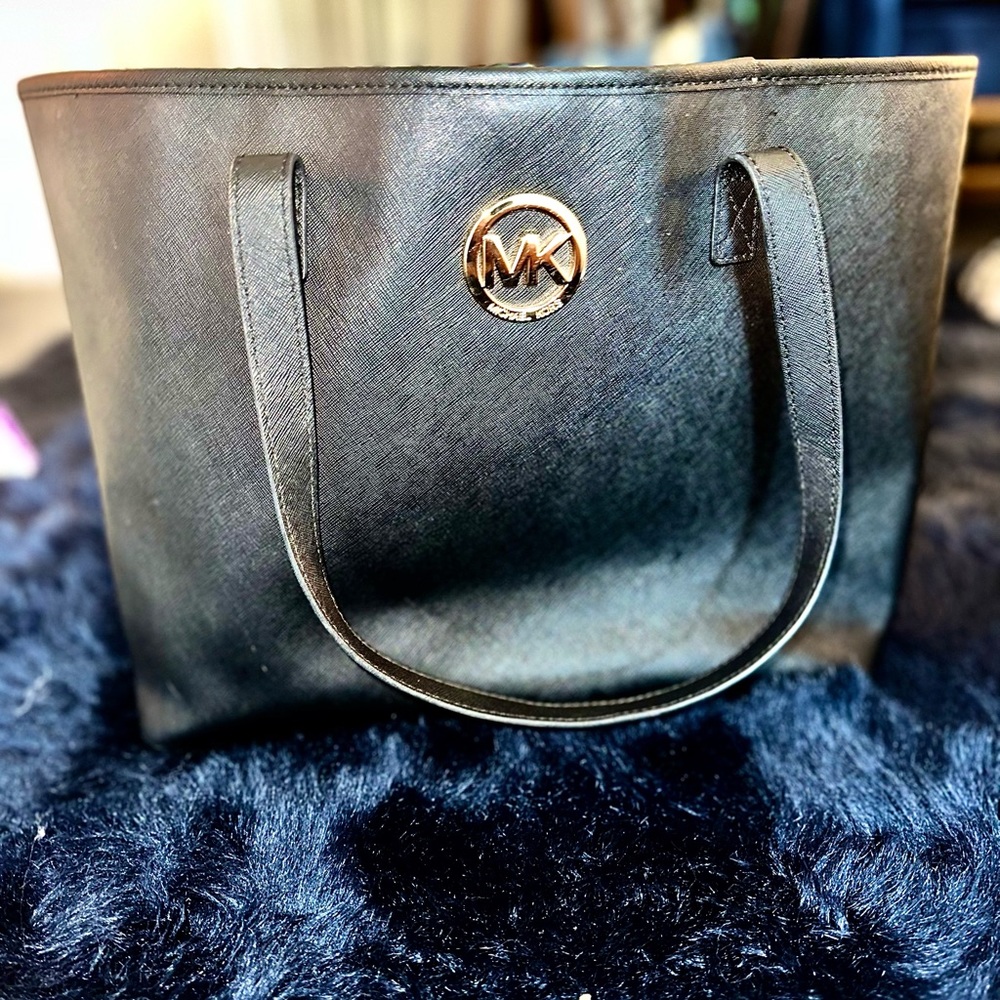 Michael kors black work tote